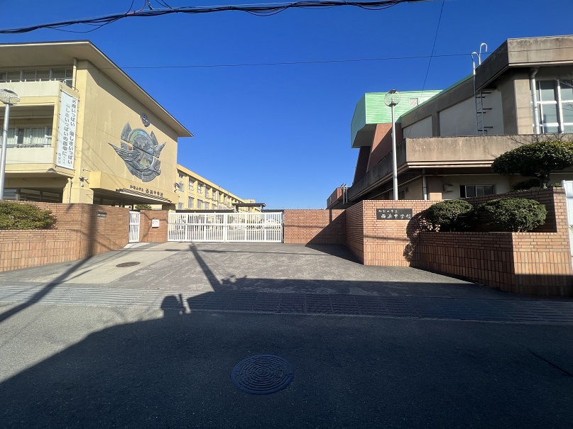 和歌山市立西浜中學(xué)校　約１９００ｍ 寫(xiě)真撮影日：2/27/23, 12:00?AM