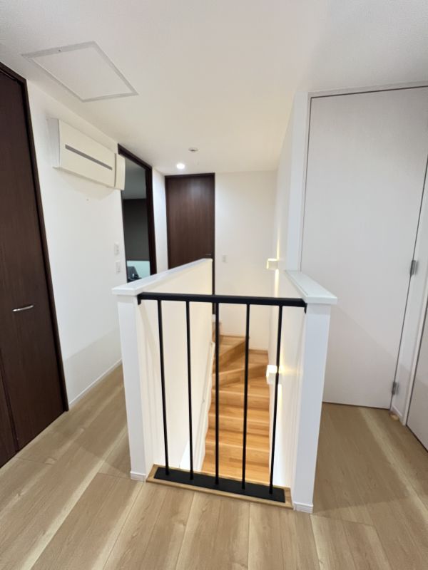 廊下（2024年12月撮影）