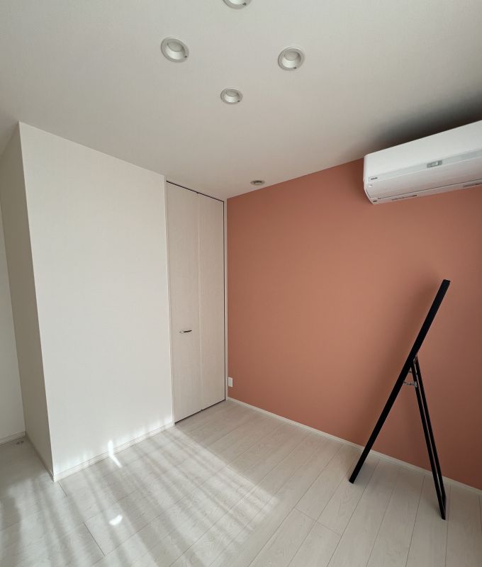 洋室（2024年12月撮影）寫真內の家電?備品は価格に含まれません