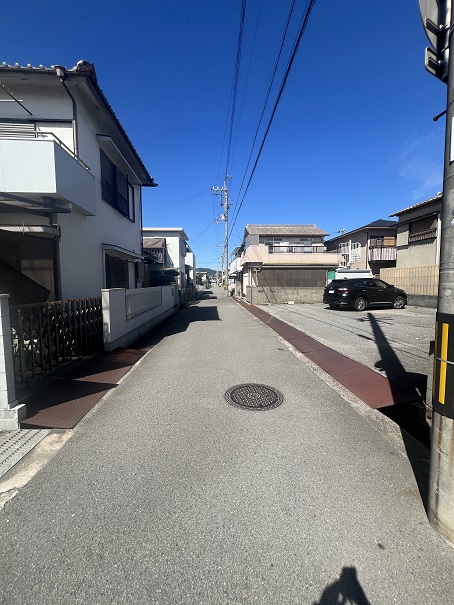 前面道路 寫(xiě)真撮影日：9/19/25, 12:00?AM