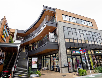 イオンタウン旗の臺