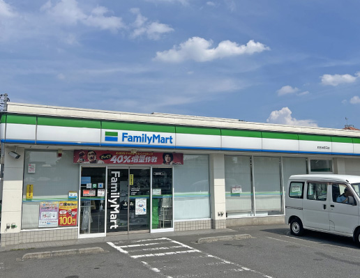 ファミリーマート町田本町田店