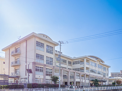 寶塚市立寶塚第一小學校