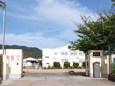 奈良市立飛鳥小學(xué)校