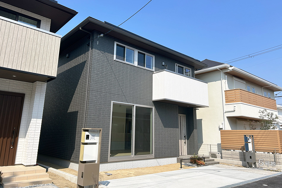 セキュレア高槻市桜ヶ丘南町III