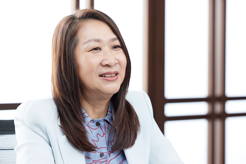 常務執行役員 人事?人財組織開発?Well-being統括擔當 石﨑 順子