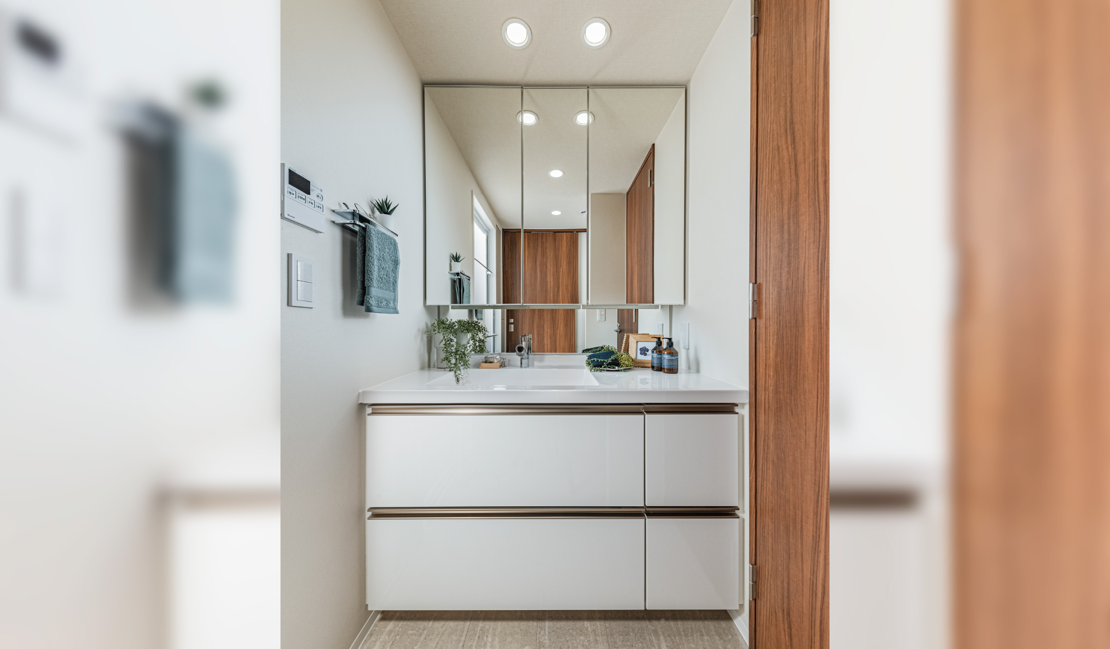 POWDER ROOM パウダールーム