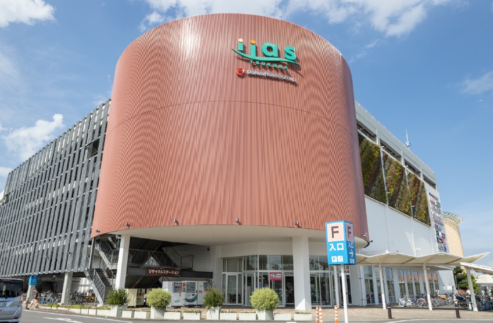 イーアスつくば　徒歩12分／約930m