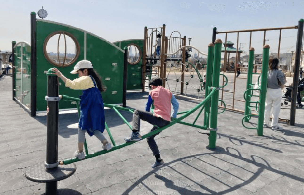 鶴見花月園公園 徒歩５分　　?あそびい橫浜