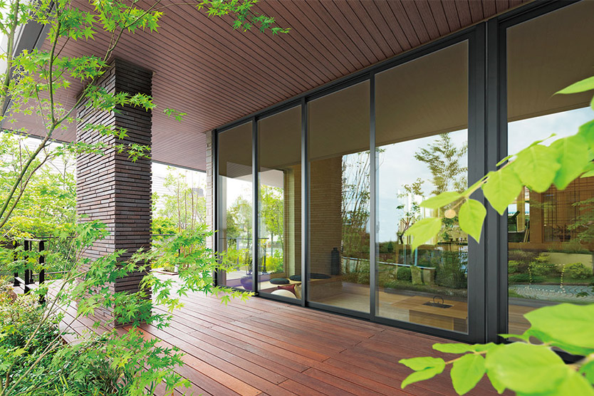 おしゃれなウッドデッキ