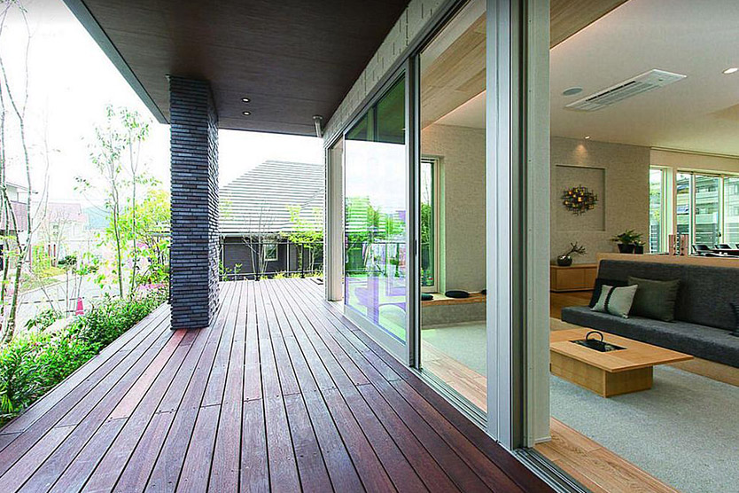 おしゃれなウッドデッキ